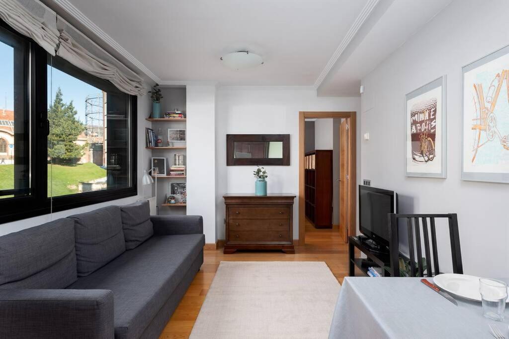Apartamento Soleado, Aparcamiento Gratuito, A Pie Del Centro Apartment Oviedo Exterior photo
